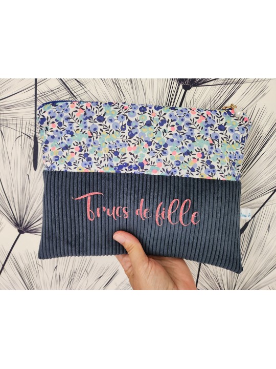 Trousse / pochette "Trucs de fille" en liberty Wiltshire fluo et velours