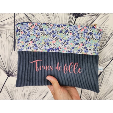 Trousse / pochette "Trucs de fille" en liberty Wiltshire fluo et velours