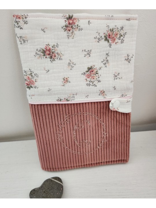 Protège carnet de santé double gaze et velours personnalisable avec prénom
