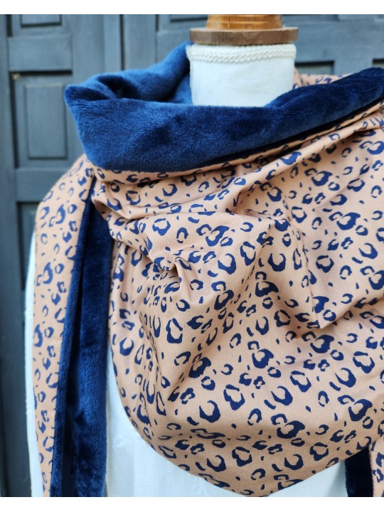 Chèche léopard et minkee marine extra doux et chaud