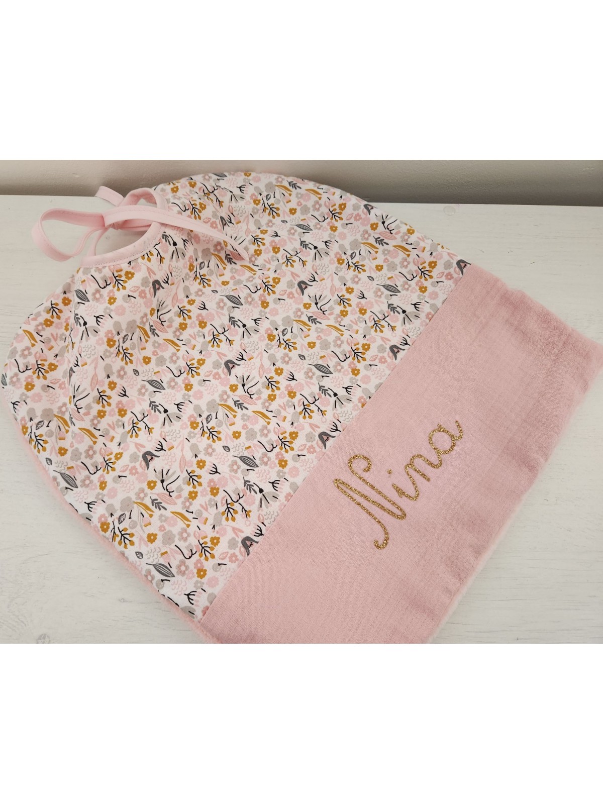 Bavoir personnalisé en coton floral, double gaze / éponge de bambou