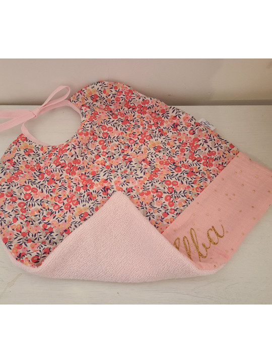 Bavoir personnalisé en liberty Wiltshire pois de senteur / éponge