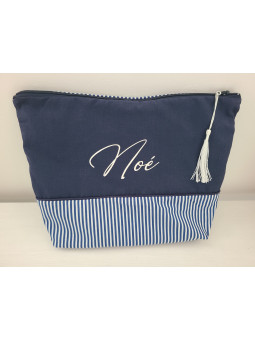 Trousse de toilette marine et blanche personnalisée