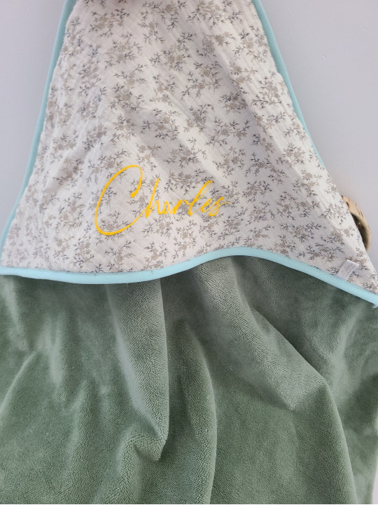 Cape de bain double gaze fleurie BIO / éponge de bambou personnalisée