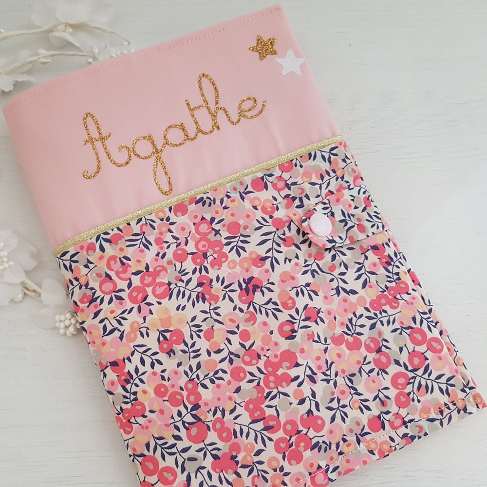 Protège carnet de santé liberty Wiltshire pois de senteur personnalisable  avec prénom