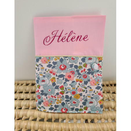 Protège carnet de santé liberty Wiltshire pois de senteur et couronne florale personnalisable avec prénom