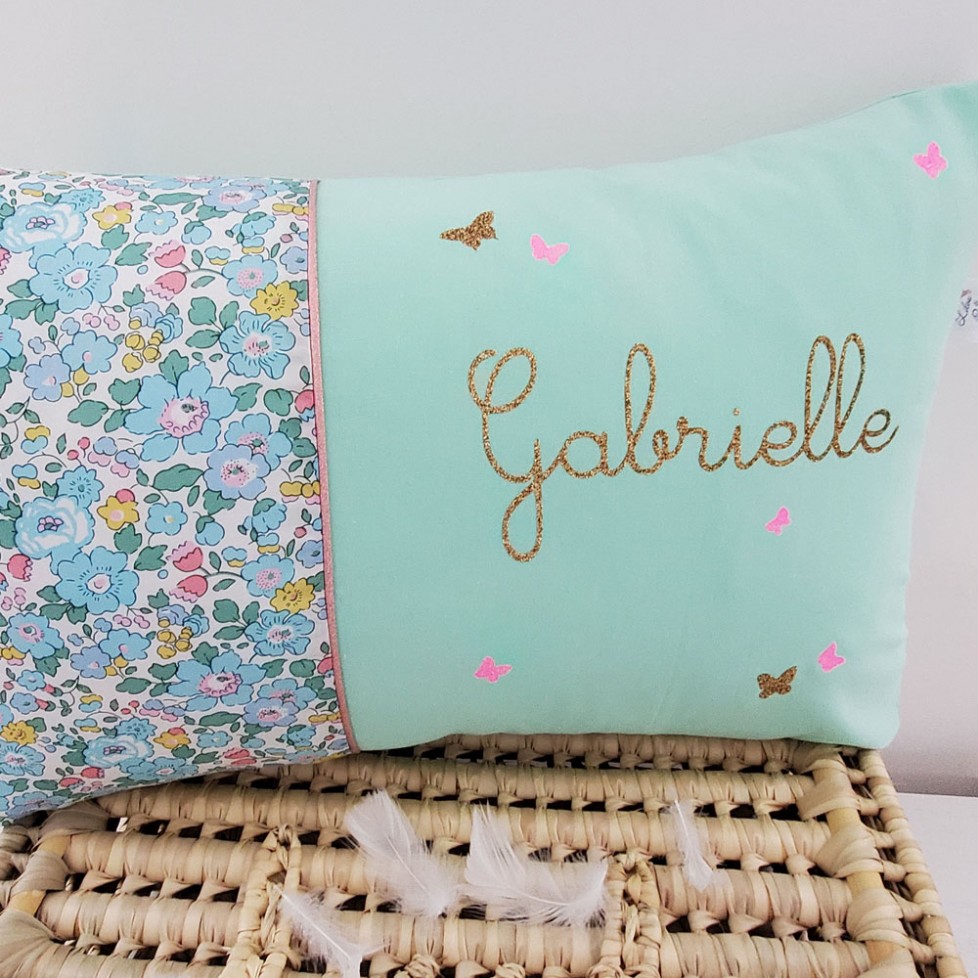 Joli-Cadeau - idée cadeau naissance : Coussin personnalisé super famille