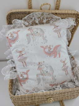 Coussin souricette, baleine et licorne