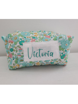 Trousse de toilette en liberty Betsy émeraude matelassée