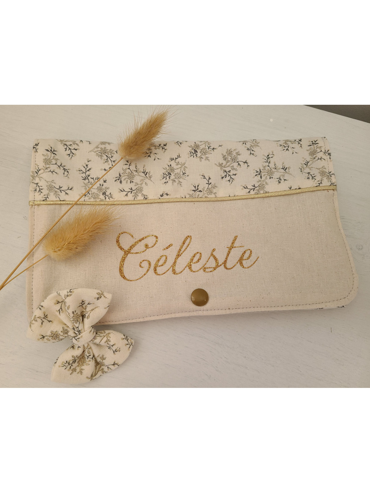 Pochette range barrettes et chouchous en coton fleuri beige personnalisable
